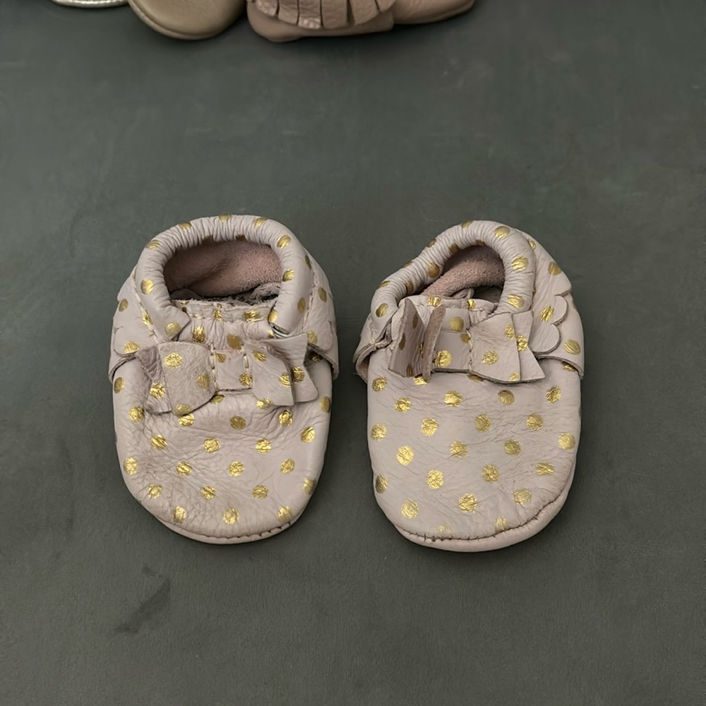Freshly picked light pink and gold size 1